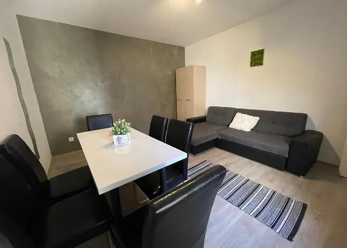 Smeraldo Fsz Apartment